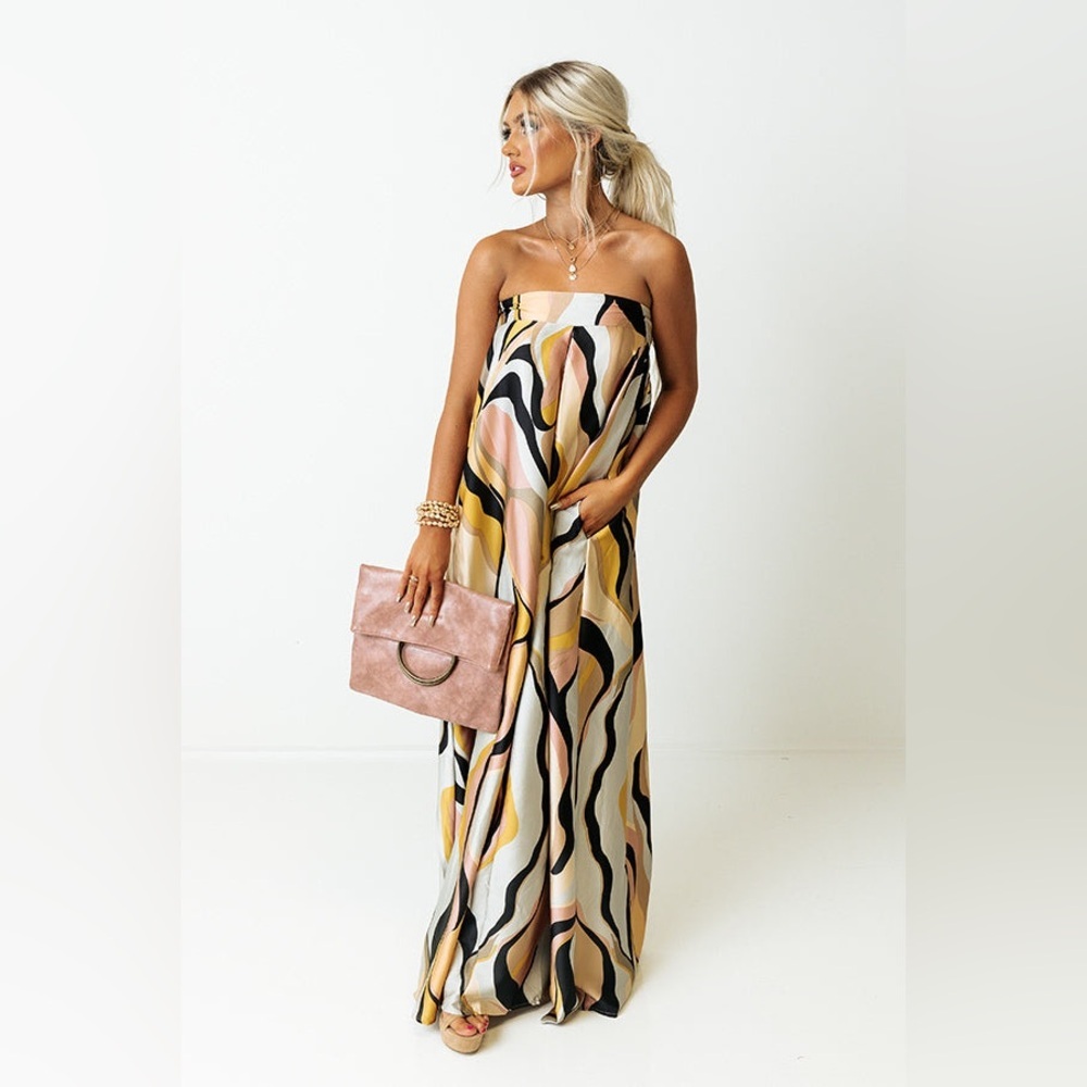 Elegant Multicolor Strapless Romper- size SMALL - Picture 7 of 11